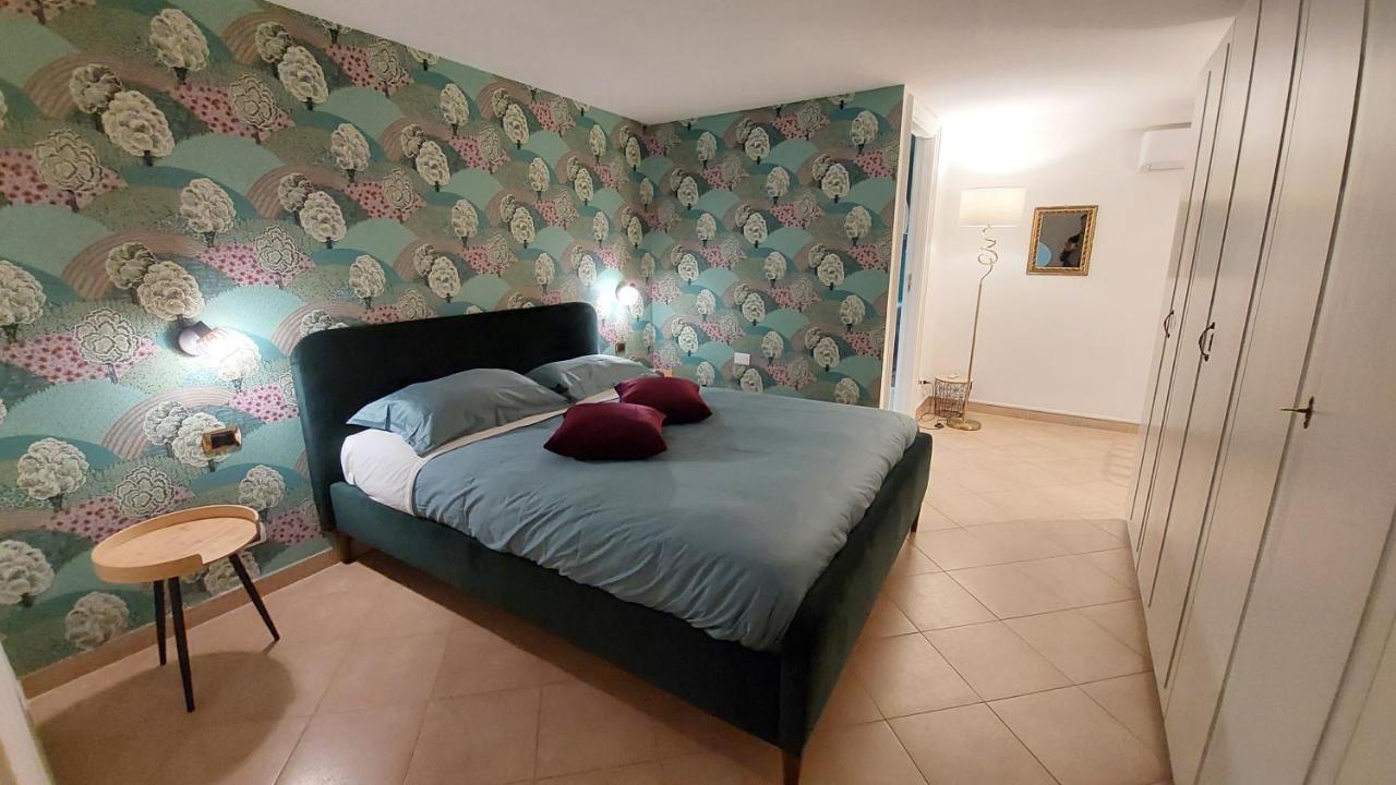 Maison In Centro Napoli Bagian luar foto